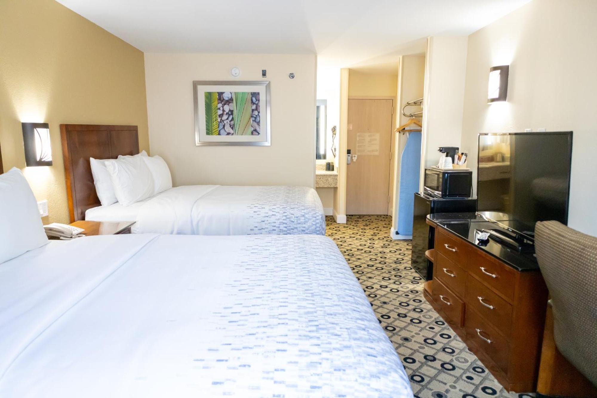 Days Inn By Wyndham College Park Atlanta Airport South Exteriör bild