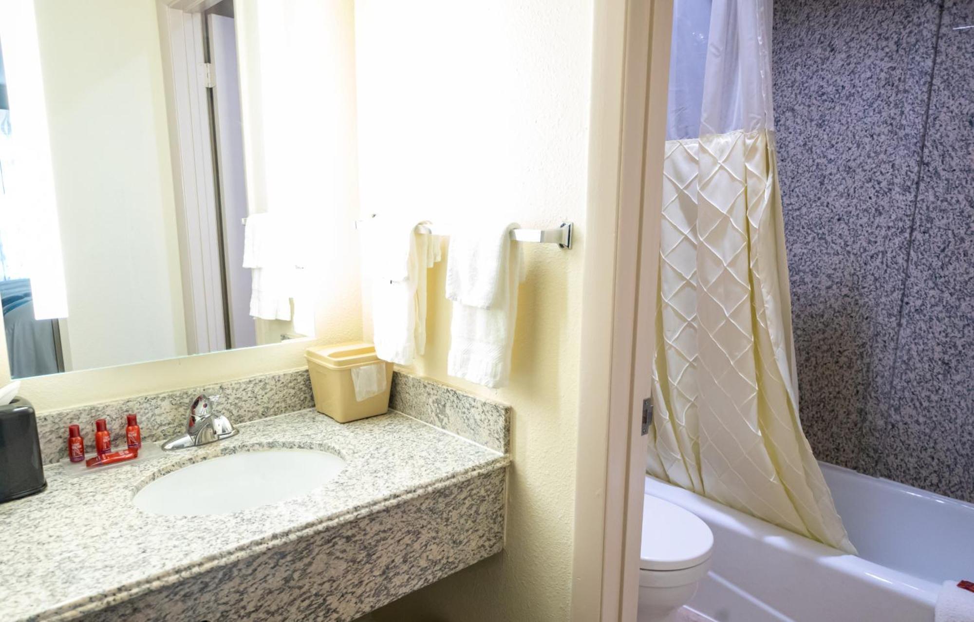 Days Inn By Wyndham College Park Atlanta Airport South Exteriör bild