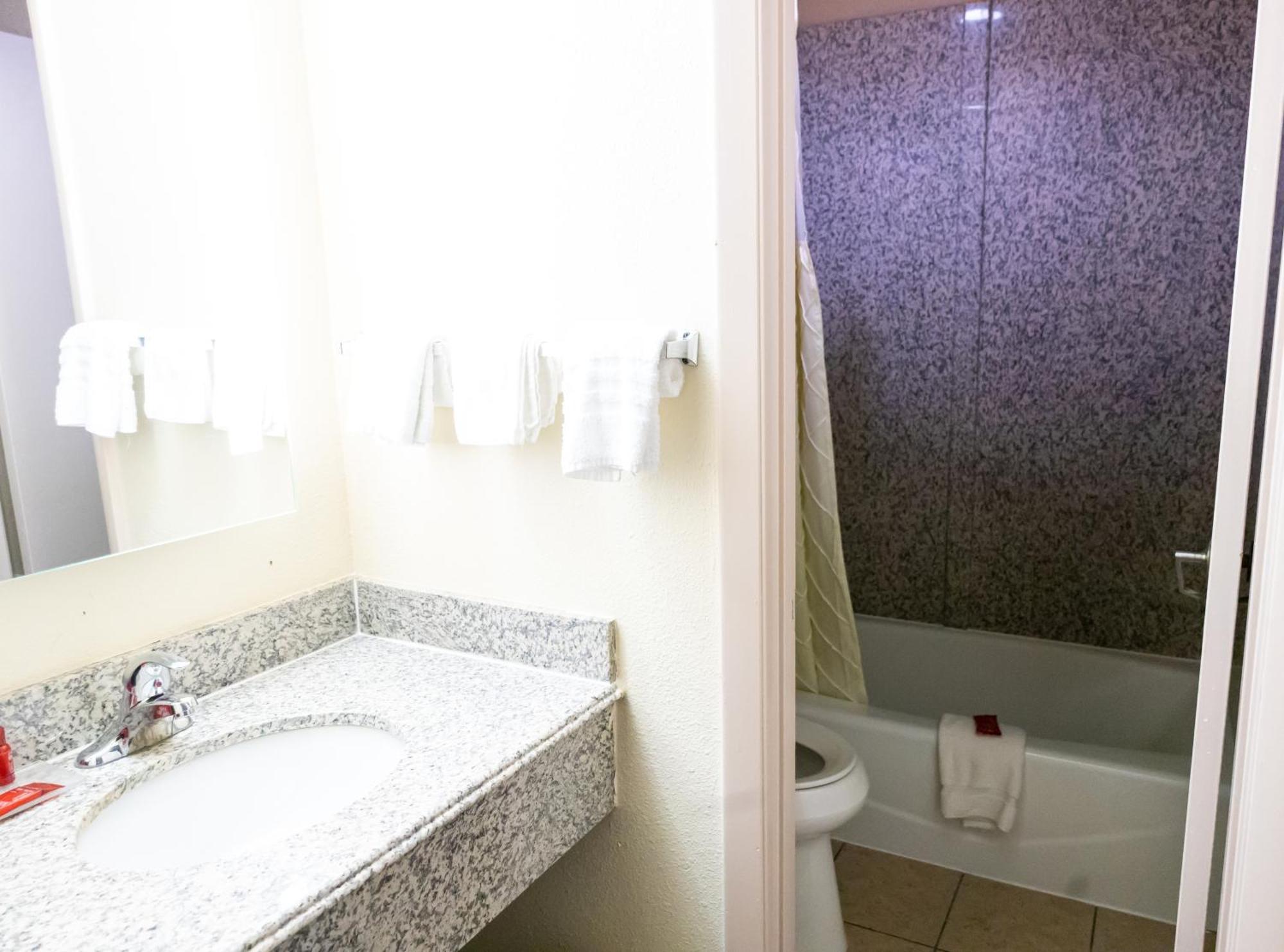 Days Inn By Wyndham College Park Atlanta Airport South Exteriör bild